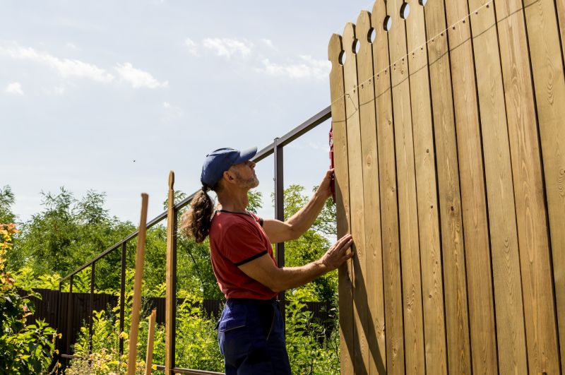 Wood Picket Fence Installation in Pearland, TX